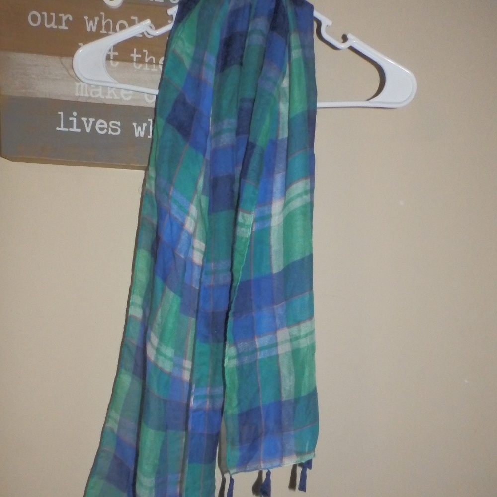 blue and green scarf